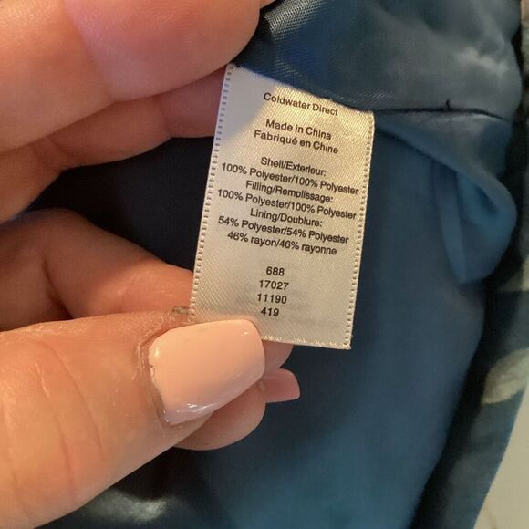 Coldwater Creek Womens Soft Puffer Full Zip Coat Jacket Sz PL Blue Roses - Picture 6 of 7